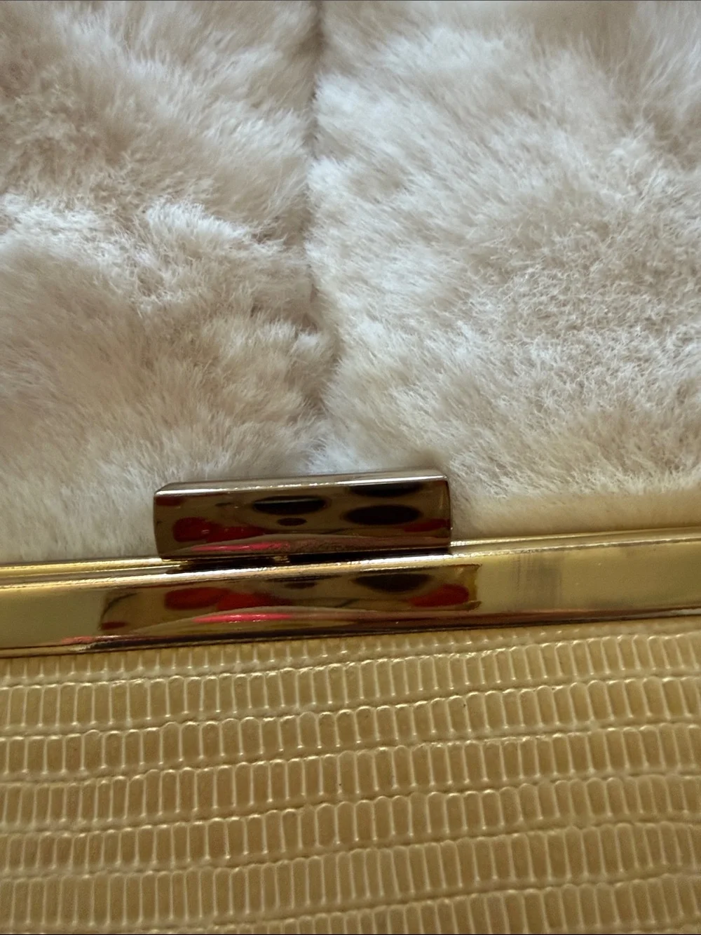 Vintage Gold Evening Chain-Handle Clutch - Women Bags